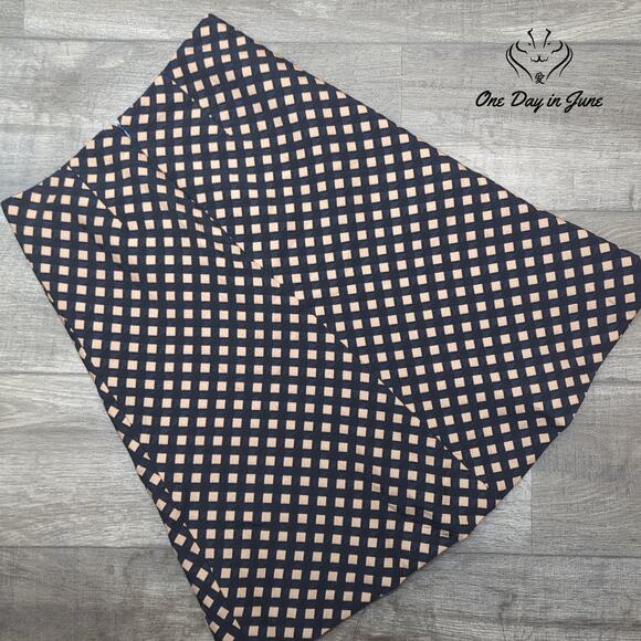 Ann Taylor A Line Skirt Size 0 - Picture 5 of 5